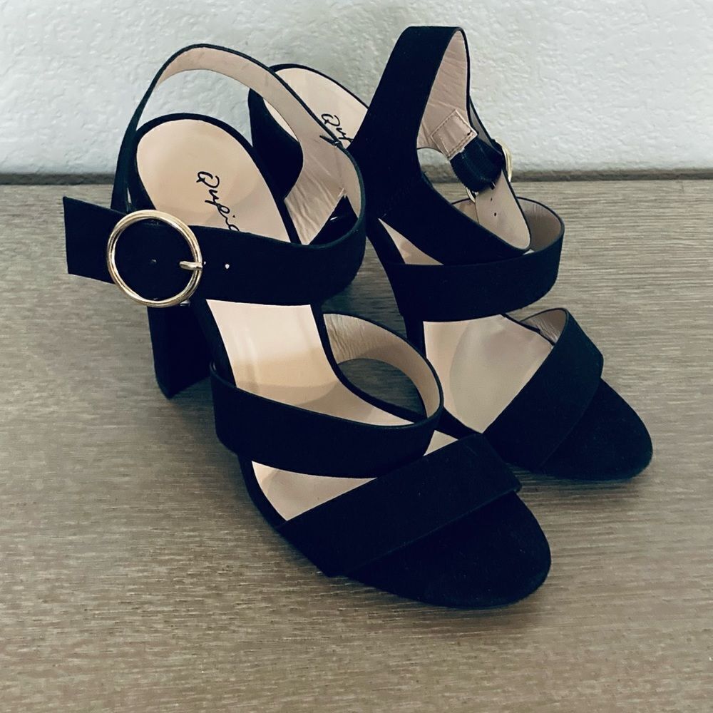 Qupid Black Strappy Heels 7